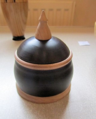 Blackwood pot by Bert